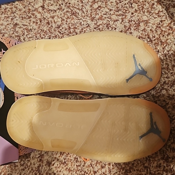 Kids Retro Jordans - Picture 4 of 5